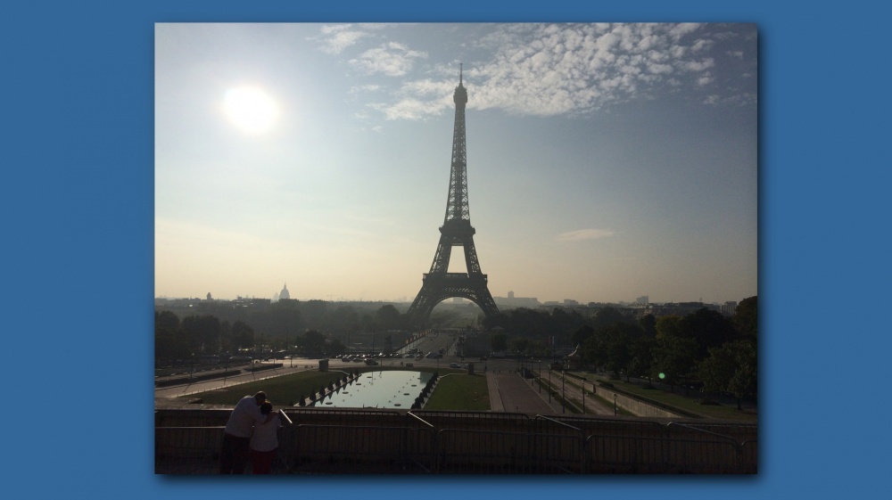 Eiffel-torni kuvattuna Musee de l'hommen edestä