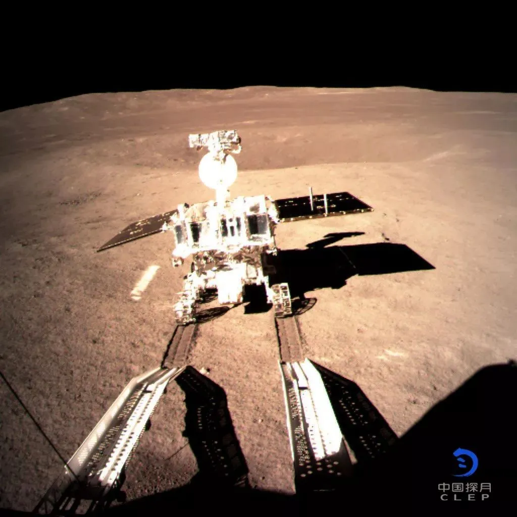 Yutu-2 Kuun pinnalla. Kuva: CLEP/CNSA