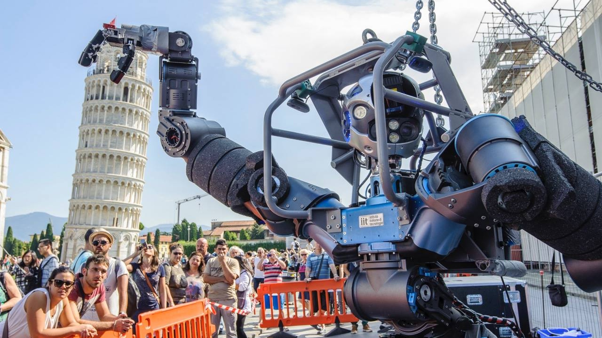 Walkman-robotti Pisassa