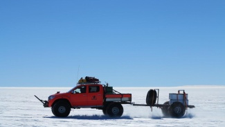 Hiluxilla jäälakeudella