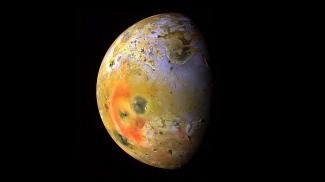 Io Galileo-luotaimen näkemänä