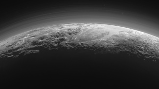 Pluton auringonlasku